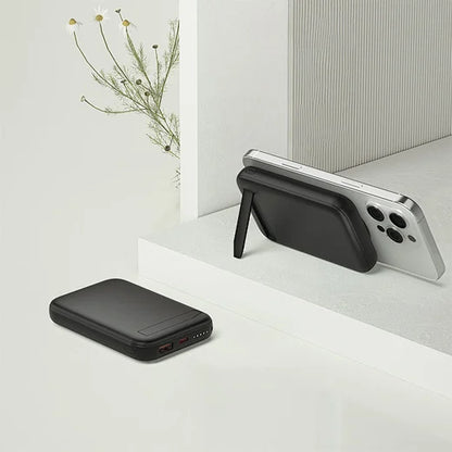 WiWU Classic Stand Wireless Power Bank Wi-P064