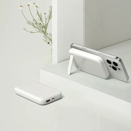 WiWU Classic Stand Wireless Power Bank Wi-P064